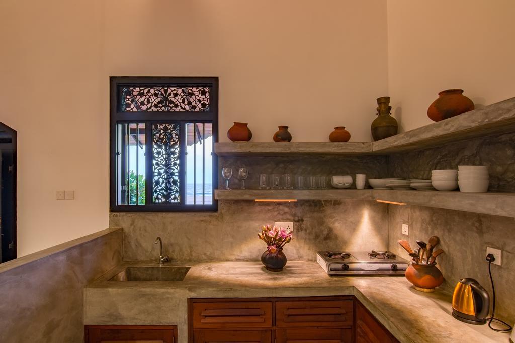 Blue Parrot Beach Villa أمبالانغودا المظهر الخارجي الصورة