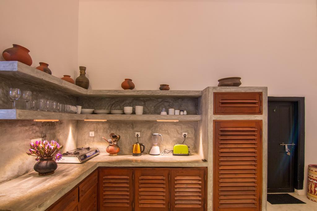 Blue Parrot Beach Villa أمبالانغودا المظهر الخارجي الصورة