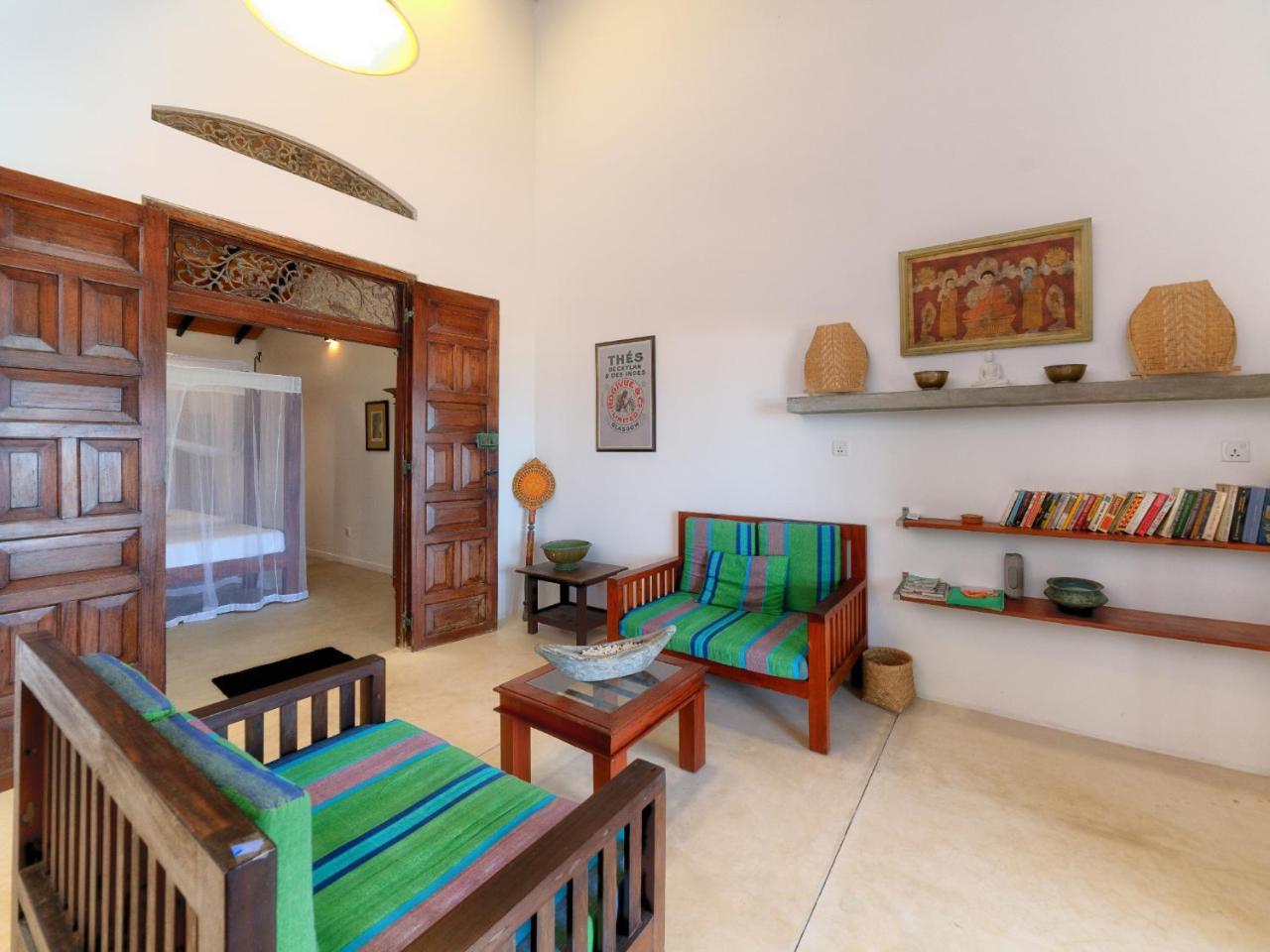 Blue Parrot Beach Villa أمبالانغودا المظهر الخارجي الصورة